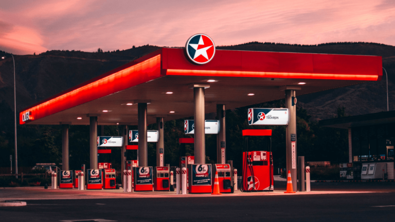 Gas Stations That Accept Venmo via QR Code & Card 2023 ✅